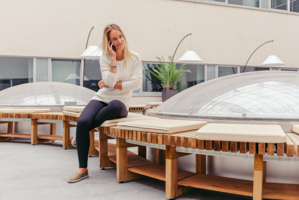 Should You Build a Patio Cover or a Screen Room?