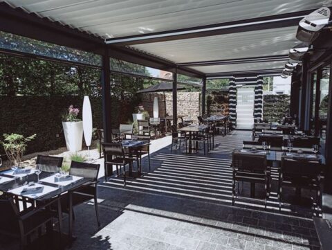 Is Fall a Good Time to Install a Patio Cover?